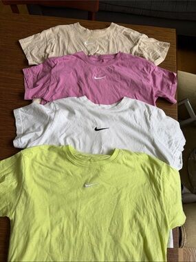 Nike Kids Short Sleeve Crew Tees in Pink, White, Cream, Lime